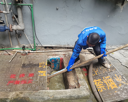 宁武清掏化粪池